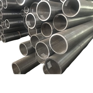 Tubo de acero sin costura de espesor pesado <span class=keywords><strong>SA335</strong></span> P22 P91 <span class=keywords><strong>P9</strong></span> 13CrMo4 Tubo de acero al carbono de aleación redonda - Product Image 1