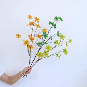 Hojas de Plantas Verdes Artificiales, Decoración del Hogar Simple y Fresca con Forma de Campana Japonesa, Arreglo Floral Suave para Muebles - Product Image 4