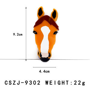 Pinza de Pelo con Forma de Cabeza de Caballo 3D Realista, de Acetato, con Acabado Brillante y Dientes Antideslizantes, Unisex - Product Image 2