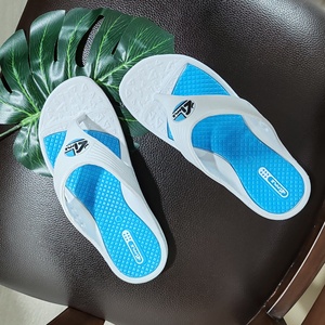 Sandalias Red Apple KM939 Premium EVA PVC, Parte Superior Antiolor, Sandalias de Verano para Exteriores, Chanclas Abiertas, Unisex, Ligeras - Product Image 4