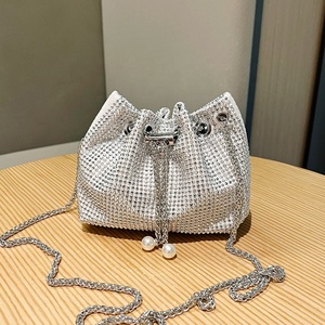 Bolsos de Mano de Moda al por Mayor con Cadena y Diamantes Brillantes para Damas, Bolsos de Cuero para Llevar Bajo el Brazo, Bolsos Cruzados para Mujer - Product Image 3