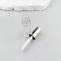 Conteneur de rouge à lèvres transparent de haute qualité avec logo personnalisé, nouveau, coloré, avec bouchon à vis, tube de gloss à lèvres, flacon de 4,6 ml