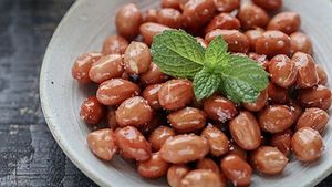 Fried Roasted Salted Peanuts <b>Nut</b> Snacks Hard Textured Salty Taste Nutritious Dry Storage 12 Months Shelf Life - Product Image 2