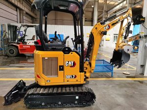 Miniexcavadora Usada CAT 301.7CR de 1.8 Toneladas, Excavadora Hidráulica de Orugas para Ingeniería de Construcción, Caterpillar 301.7CR 302CR - Product Image 1
