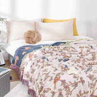 La couette multicouche en gaze de coton à fleurs et oiseaux de style européen peut être lavée en machine
