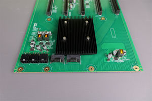 Carte d'extension PEX88096 5-GPU PCIe 4.0, 5 emplacements pour cartes graphiques, carte mère de serveur de station de travail - Product Image 2