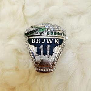Bague des champions de football de Philadelphie 2025 avec ailes déployables - Product Image 2