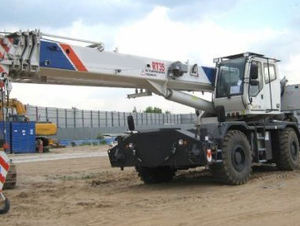 יעילות גבוהה הרמת מכונות 35ton 45 מ 'שטח קשה מנוף גסים rt35 מנוף משטח עגורן - Product Image 4