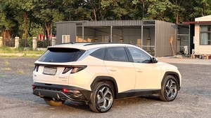 Hyundai <span class=keywords><strong>Tucson</strong></span> L SUV Usado, Volante a la Izquierda, Techo Solar Panorámico, Bajo Kilometraje, Asientos Calefactables, Estado Original - Product Image 6
