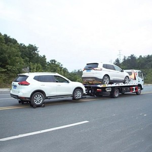 Dongfeng <b>Flatbed</b> Towing Wrecker <b>Truck</b> 4x2 3Ton 4Ton 5Ton Road Wrecker <b>Truck</b> for Road Vehicle Rescue - Product Image 4