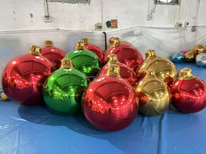 Inflables Publicitarios Gigantes de PVC Rojo y Verde Festivos, Resistentes al Agua, Impresos con UV, de 4-6 pies, Bola de Espejo y Globo de Árbol de Navidad - Product Image 5