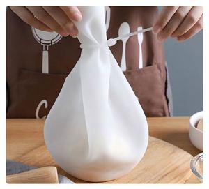 Non-Stick Thickened Food Grade Fresh-Keeping Dishwasher-Safe Oven-Safe <b>Silicone</b> Dough Bag for Hand Kneading and <b>Baking</b> - Product Image 4