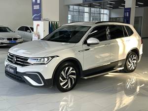 Voiture d'occasion 2023, Volkswagen <span class=keywords><strong>Tiguan</strong></span> L <span class=keywords><strong>pas</strong></span> chère, véhicules économiques, SUV moyen, conduite à gauche, 2023 2024 VW <span class=keywords><strong>Tiguan</strong></span> 330TSI - Product Image 1