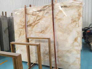 Nuova Lastra <span class=keywords><strong>di</strong></span> Marmo Onice Ambrato Traslucido con Venature Bianche Dorate, Marmo OEM per Pareti Retroilluminate e Arredi <span class=keywords><strong>di</strong></span> Lusso - Product Image 2