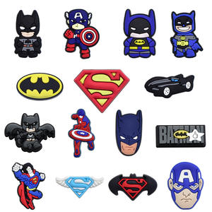 Breloques pour sabots pour enfants, Captain <span class=keywords><strong>Batman</strong></span> <span class=keywords><strong>Superman</strong></span> Logo, breloques pour chaussures en PVC, accessoires en caoutchouc, décoration de chaussures - Product Image 3