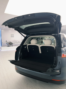 Nuevo Lanzamiento 2025: <span class=keywords><strong>Lynk</strong></span>&<span class=keywords><strong>co</strong></span> 900, SUV Grande Híbrido Enchufable, Auto PHEV Geely, Motor Dual 2.0T PHEV, <span class=keywords><strong>Precio</strong></span> en China - Product Image 5