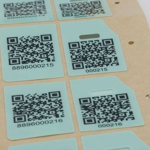 ป้ายอะคริลิคพลาสติกแบบขายส่งพร้อมรหัส QR หมายเลขซีเรียล รูยึดแบบรีเวท ฟิล์มป้องกันแบบกาวด้านเดียว - Product Image 5