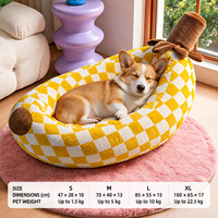 Lit pour animaux de compagnie en peluche douillet en forme de banane avec coussin amovible et lavable, canapé pour animaux de compagnie doux et respirant pour chiens et chats de petite à grande taille