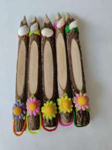 ดินสอไม้แกะสลักแบบคลาสสิก เป็นมิตรกับสิ่งแวดล้อม ทำด้วยมือ 100% จากไม้ตมะรุม ความยาว 17 ซม. จากประเทศไทย ของเล่น - Product Image 4