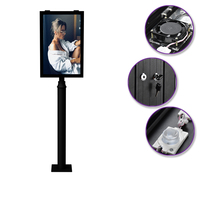 Boîte à lumière de magasin double face autoportante pour l'extérieur, rechargeable, alimentée à l'énergie solaire
