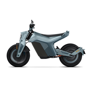 Moto EB 72V, puissance 7,5 kW, autonomie 180 km, vitesse 61-80 km/h, design léger, pèse environ 12-15 kg, facilement transportable - Product Image 3