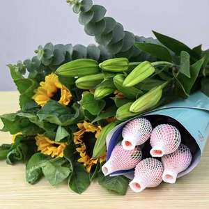 Venta al por mayor directa Yunnan Base Día de San Valentín <span class=keywords><strong>Flores</strong></span> frescas cortadas Ramo Clavel Girasol Perfume Lily Rose <span class=keywords><strong>Flores</strong></span> artificiales - Product Image 4