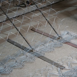 Clôture électrique en treillis cyclonique Dingzhou Five-Star Metals, fil de fer plastifié 3 mm, maille carrée 75 mm, <span class=keywords><strong>pour</strong></span> chèvres - Product Image 2