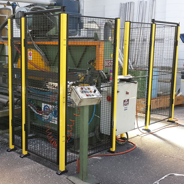 China Supply Yellow Robot Safety Fencing Industrial Warehouse Machine Safety Fence