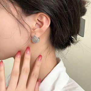 Pendientes de Plata de Ley S925 con Diseño Retro de Cesta y Bola Hueca para Uso Diario de Mujer - Product Image 1