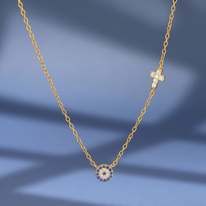 Collana con ciondolo a croce con occhio turco blu in argento sterling 925 con pavé di zirconi cubici per donna, regalo per feste, compleanni e San Valentino. - Product Image 2