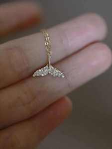 Moda coreana 9K oro sirena princesa cola de pez colgante elegante exquisito diseño de marea para fiestas venta al por mayor encantos finos - Product Image 4