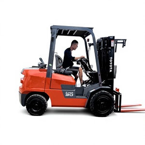 Chariot élévateur d'occasion FD30, moteur Isuzu, propulsion arrière, GPL, mât à trois sections, pneus pneumatiques, commande assise, occasion - Product Image 1