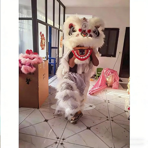 Costume de mascotte de tête de lion blanc fait main avec yeux LED pour adultes, origine Guangdong, événements culturels du Nouvel An Chinois - Product Image 4