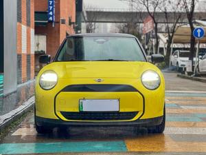 <span class=keywords><strong>Mini</strong></span> <span class=keywords><strong>Cooper</strong></span> E Classic d'occasion - Product Image 4