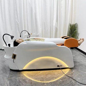 Table de coiffure <span class=keywords><strong>Toto</strong></span> neuve avec miroir LED, lavabo et chaise / Lit de massage pour shampoing et soin capillaire - Product Image 1