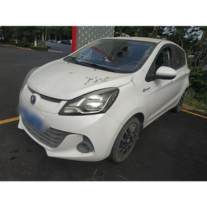 Voiture d'occasion 2015 Changan <span class=keywords><strong>Benni</strong></span> Nouveautés Moteur essence Boîte manuelle Berline 5 places Conduite à gauche - Product Image 1