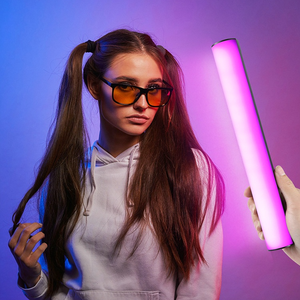 แท่งไฟสำหรับถ่ายภาพ LED แบบพกพาระดับมืออาชีพสำหรับการสตรีมสดและสร้างบรรยากาศด้วยความสว่างที่ปรับได้ - Product Image 1