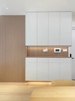 Panneau mural en WPC de style moderne, imperméable, revêtement intérieur pour la décoration intérieure de villa, ignifuge et résistant à l'humidité