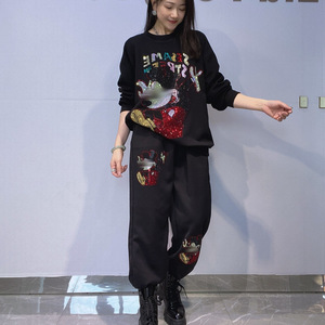 Completo Due Pezzi Oversize da <span class=keywords><strong>Donna</strong></span> con <span class=keywords><strong>Felpa</strong></span> a Collo Alto e <span class=keywords><strong>Pantaloni</strong></span> Jogger con Strass a Maniche Lunghe per Autunno, Sport e Casual - Product Image 1