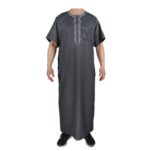CCY Robe de chambre arabe à manches courtes en polyester respirant fait à la main pour hommes en couleurs mélangées pour vêtements musulmans Thobe arabe modeste - Product Image 4