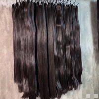 Fournisseur de Cheveux Vierges à Cuticules Intactes, Vente en Gros Directe Usine depuis 30 Ans, Lots de Tissages de Cheveux Humains Naturels Remy 100% Vierges Cambodgiens