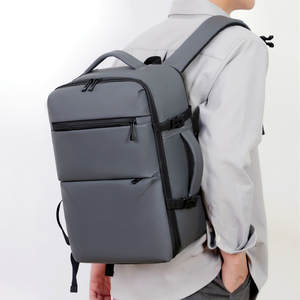 Mochila de Negocios Oxford Impermeable de Gran Capacidad con Compartimento para Portátil, Separación Húmedo/Seco, 36-59L, Diseño Ergonómico - Product Image 3