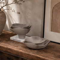 Bol en céramique marron chocolat avec forme de pétales de fleurs superposés, décoration sculpturale organique pour la maison, centre de table