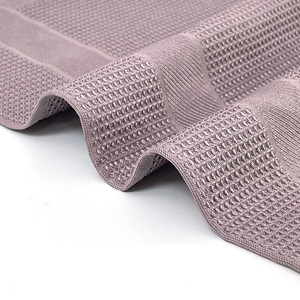 Strofinacci in microfibra Esun Waffle Weave 40x60cm ad asciugatura rapida, senza pelucchi, professionali per cucina e ristorazione, panni per la pulizia, OEM disponibile - Product Image 6