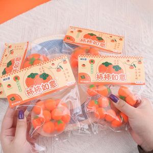 Juguete Antiestrés de Goma Suave con Forma de Fruta (Durazno) para Niños, Bola de Descompresión, Juguete para Apretar y Aliviar el Estrés - Product Image 1