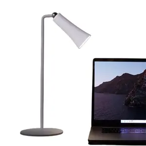 Hot Selling Touch Control Oplaadbare Zaklamp Bureaulamp 3 In 1 Oogbescherming Innovatieve Magnetische Bureaulamp