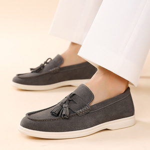 Mocasines informales para hombre, zapatos sin cordones con borlas, calzado cómodo de caña baja para uso diario - Product Image 1