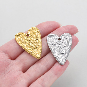 Colgante de corazón hidráulico de acero inoxidable para hacer collares, accesorios de joyería DIY, forma irregular, acabado en plata y oro - Product Image 4