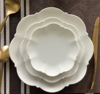 Services de table complets en porcelaine fine : ensemble de bols, grandes tasses et tasses à thé en porcelaine fine, vaisselle