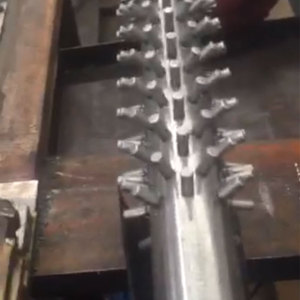 Machine à tubes à ailettes pour clous avec moteur servo haute précision - Product Image 5